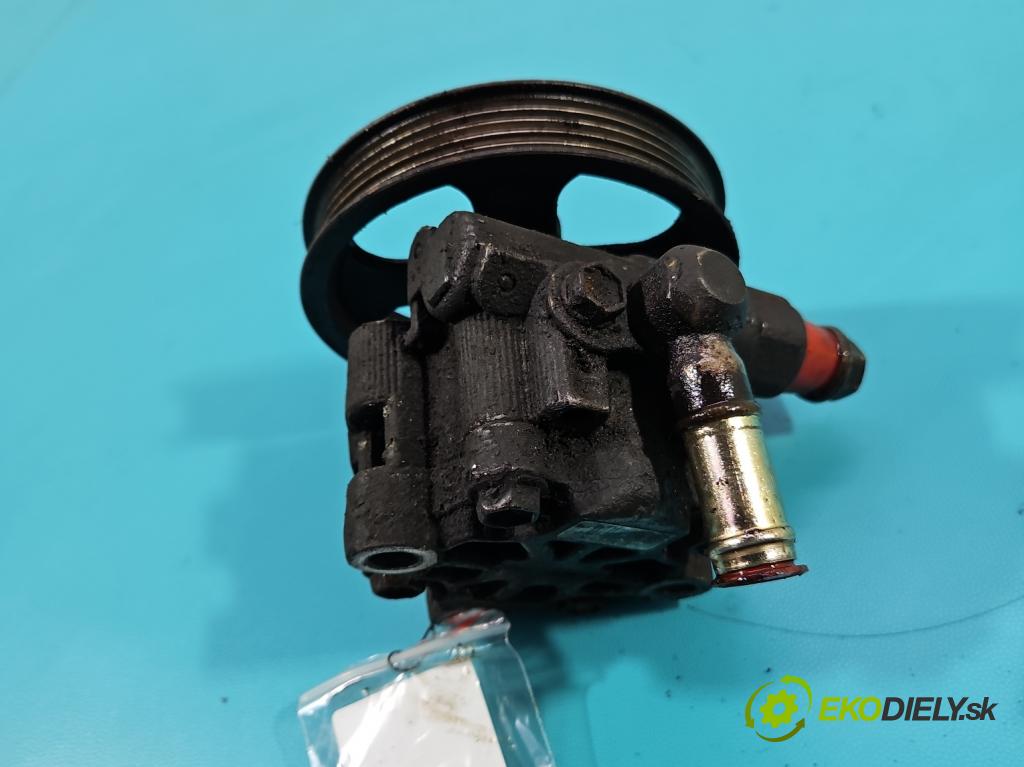 Toyota Rav4 II 2000-2005 2.0 d4d 116 HP manual 85 kW 1995 cm3 5- čerpadlo posilovač  (Servočerpadlo, pumpa riadenia)