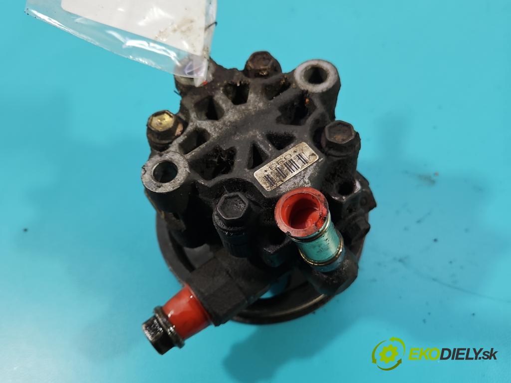 Toyota Rav4 II 2000-2005 2.0 d4d 116 HP manual 85 kW 1995 cm3 5- čerpadlo posilovač  (Servočerpadlo, pumpa riadenia)