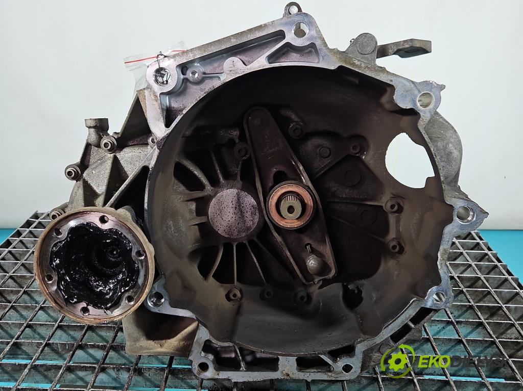 Seat Leon II 2005-2012 1.6 8V 102 HP manual 75 kW 1595 cm3 5- prevodovka stupeň,rýchlosť manual JHV
