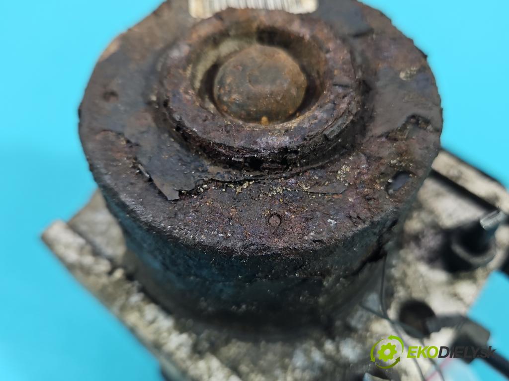 Peugeot 207 1.4 16V 88 HP manual 65 kW 1360 cm3 5- čerpadlo abs 9663945580 (Pumpy ABS)