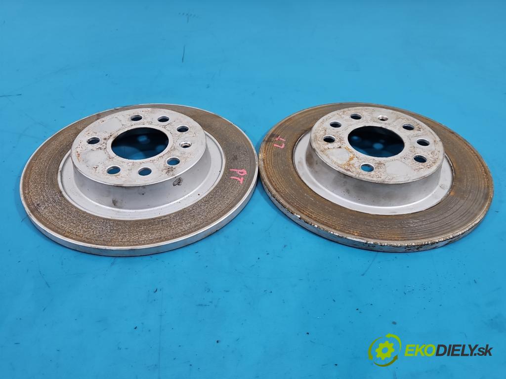 Peugeot 207 1.4 16V 88 hp manual 65 kW 1360 cm3 5- Štíty: posilovač zadní