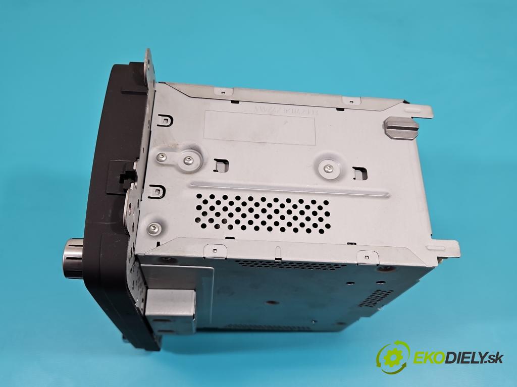 Vw Golf VI 2008-2013 1.4 TSI 122 HP manual 90 kW 1390 cm3 5- Radio originál 3C8035195