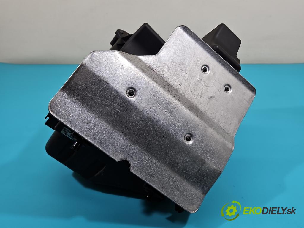 Audi A4 B7 2004-2008 2.0 TDi 170 HP manual 125 kW 1968 cm3 5- obal filtra vzduchu 03G133837 (Obaly filtrov vzduchu)