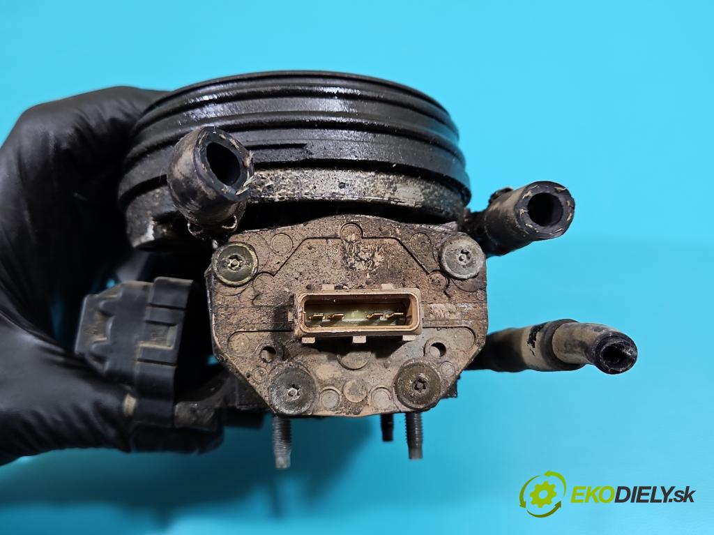 Peugeot 106 1.0 45KM manual 33 kW 954 cm3 3- karburátor  (Karburátory)