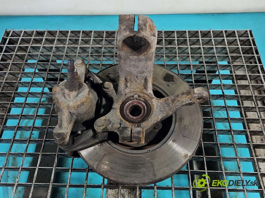 Ford Mondeo Mk3 2000-2007 2.0 tdci 131 HP manual 96 kW 1998 cm3 5- náboj pravé  (Náboje)