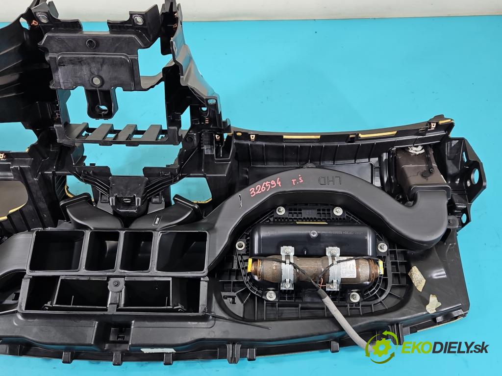 Opel Insignia A 2008-2017 2.0 cdti 160 HP automatic 118 kW 1956 cm3 5- kokpit,pristrojová doska rozdeľovacia