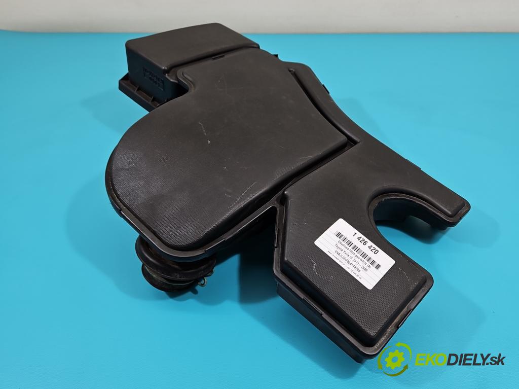 Toyota Yaris III 2011-2020 1.0 VVT-i: 69KM manual 51 kW 998 cm3 3- obal filtra vzduchu 17705-0Q030 (Obaly filtrov vzduchu)