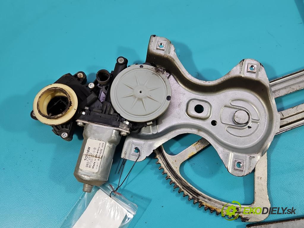 Toyota Yaris II 2005-2011 1.4 d4d 90 hp manual 66 kW 1364 cm3 5- mechanismus stahování přední levý 983587-103