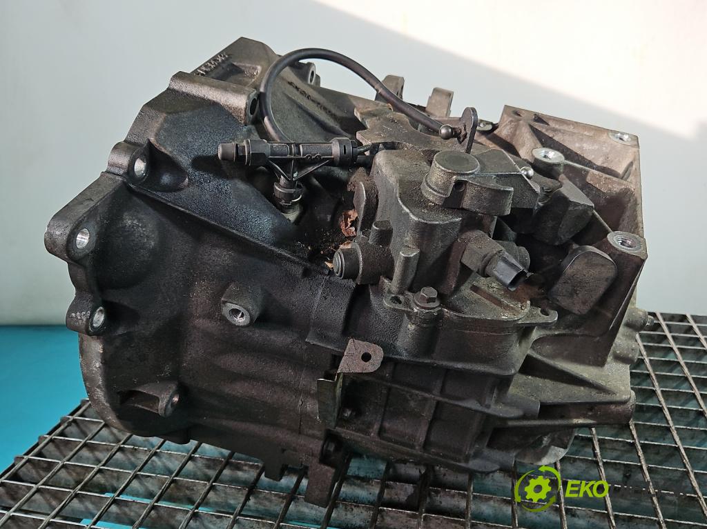 Ford Kuga Mk1 2008-2013 2.0 TDCi 136 HP manual 100 kW 1997 cm3 5- prevodovka stupeň,rýchlosť manual 8V4R-7002-AD