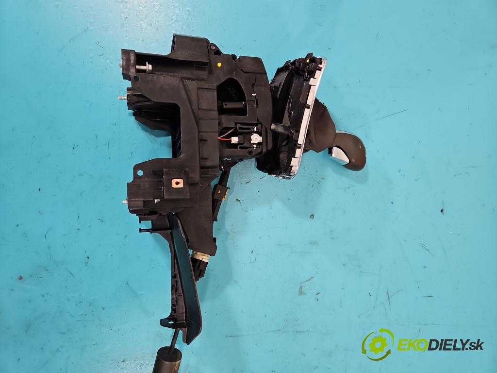 Opel Insignia A 2008-2017 2.0 cdti 160 HP automatic 118 kW 1956 cm3 5- Páka: Změny: stupeň,rýchlosť 13261545 (Rýchlostné páky / kulisy)