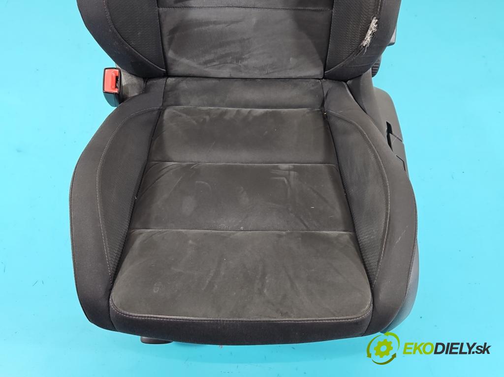 Vw Golf VI 2008-2013 1.4 TSI 122 HP manual 90 kW 1390 cm3 5- Sedačka ľavý  (Sedačka, sedadlo)
