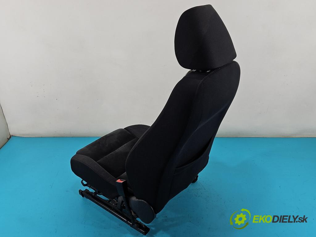 Vw Golf VI 2008-2013 1.4 TSI 122 HP manual 90 kW 1390 cm3 5- Sedačka pravý  (Sedačka, sedadlo)