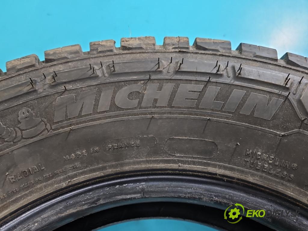 Renault Mascott 1999-2010 2.8 TD 86 HP manual 63 kW 2800 cm3 5- pneumatika celoročné pár