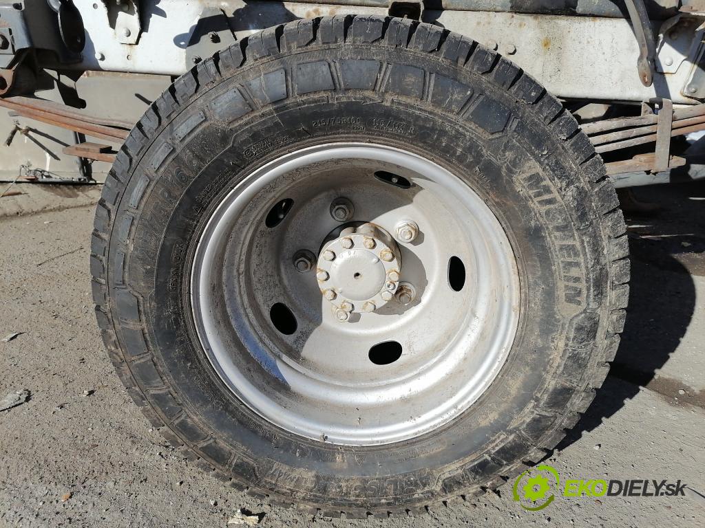 Renault Mascott 1999-2010 2.8 TD 86 HP manual 63 kW 2800 cm3 5- pneumatika celoročné pár