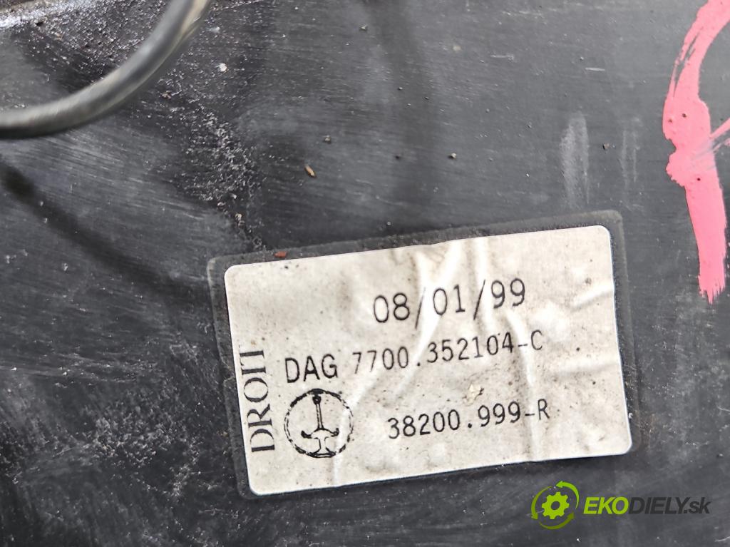 Renault Master II 1998-2010 2.8 TD 114 HP manual 84 kW 2799 cm3 5- Reflektor: pravý  (Pravé)