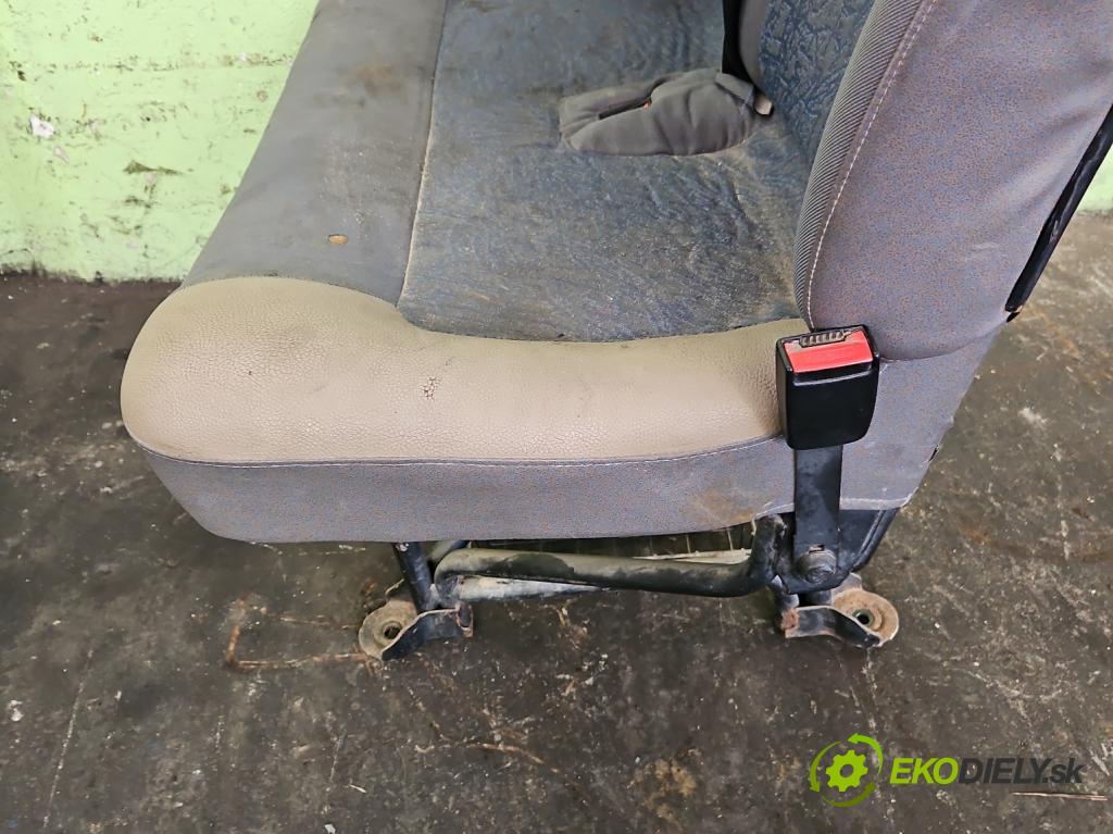 Renault Master II 1998-2010 2.8 TD 114 HP manual 84 kW 2799 cm3 5- Sedačka pravý  (Sedačka, sedadlo)