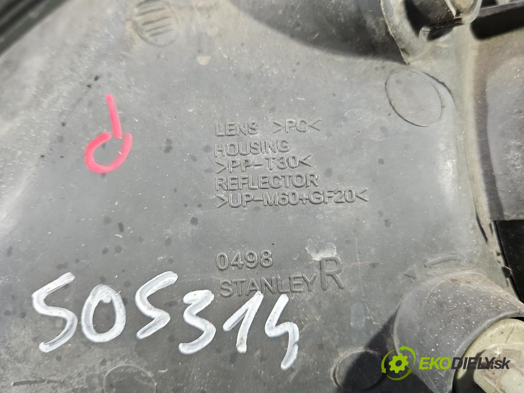 Toyota Yaris verso 1.3 vvti 86 HP manual 63 kW 1299 cm3 5- Reflektor: pravý  (Pravé)