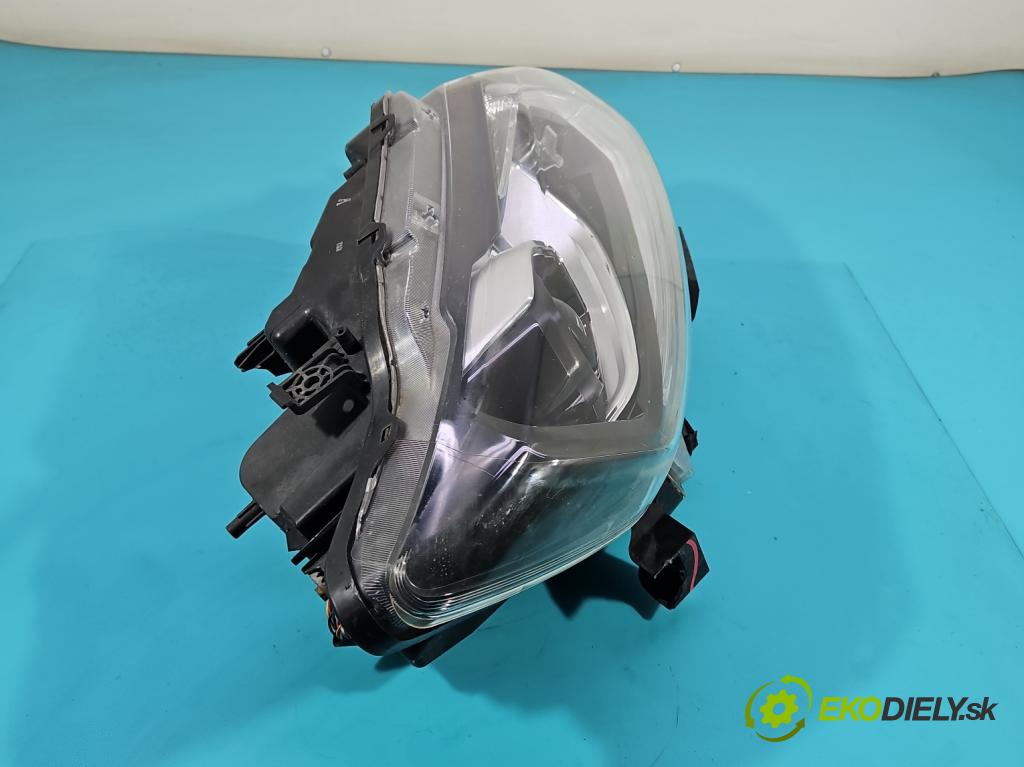 Nissan X-trail III T32 2013-2021 1.6 dci 131 HP manual 96 kW 1598 cm3 5- Reflektor: pravý  (Pravé)