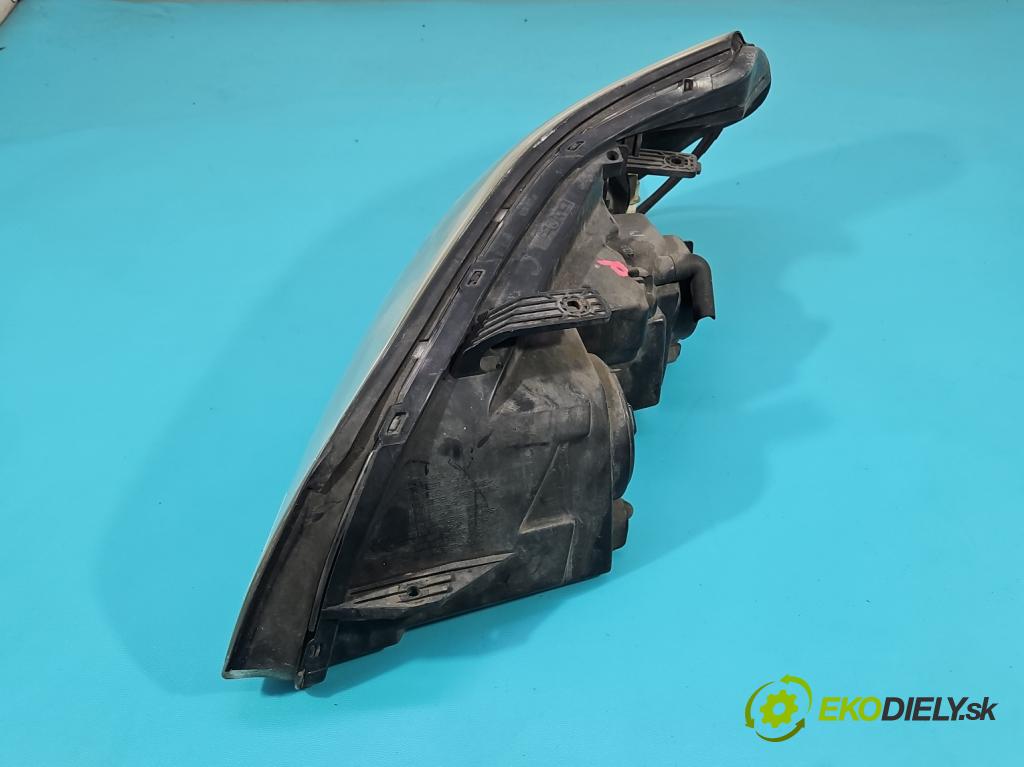 Chevrolet Epica 2.0 20v 143 hp manual 105 kW 1993 cm3 4- světlo pravý  (Pravé)