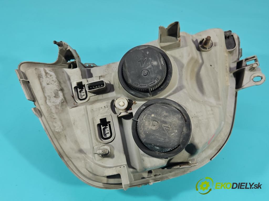 Renault Master II 1998-2010 2.5 dci 114 HP manual 84 kW 2463 cm3 5- Reflektor: pravý 8200163521 (Pravé)