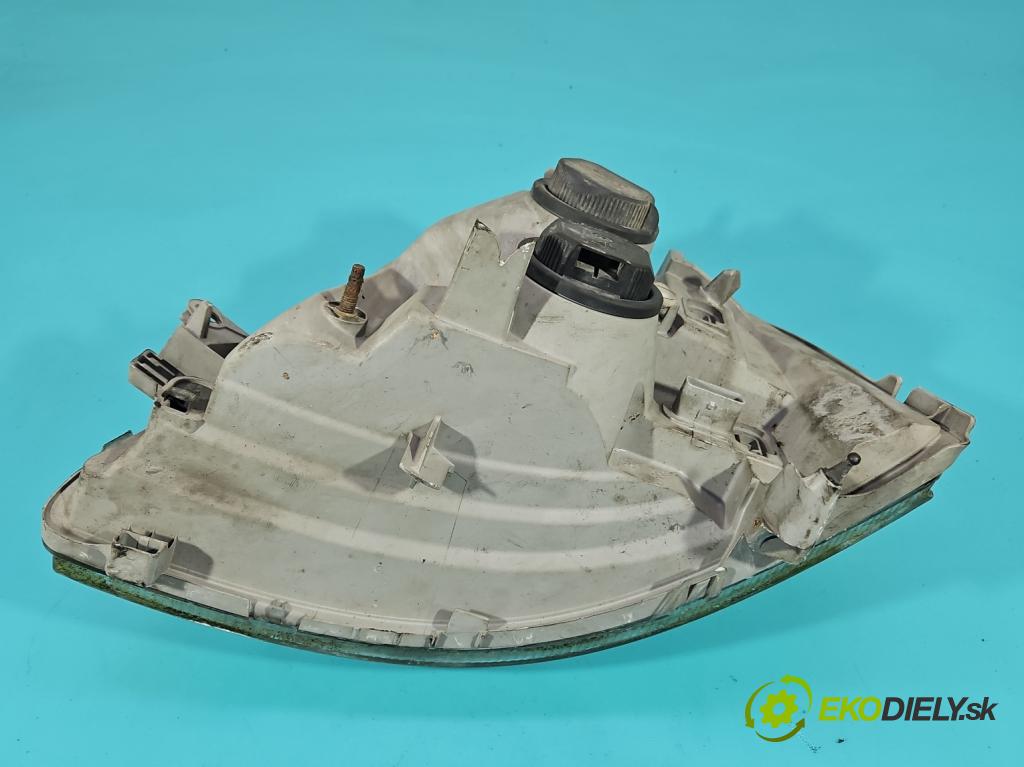 Renault Master II 1998-2010 2.5 dci 114 HP manual 84 kW 2463 cm3 5- Reflektor: pravý 8200163521 (Pravé)