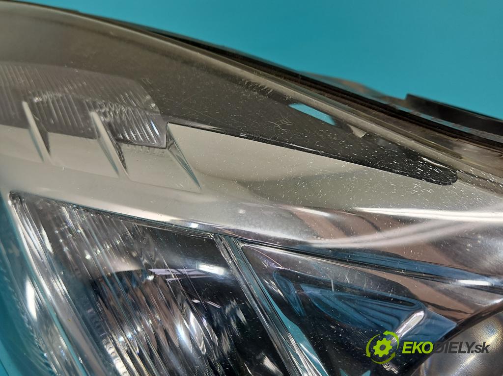 Opel Insignia A 2008-2017 2.0 CDTI 131 HP manual 96 kW 1956 cm3 5- Reflektor: pravý 13226793 (Pravé)