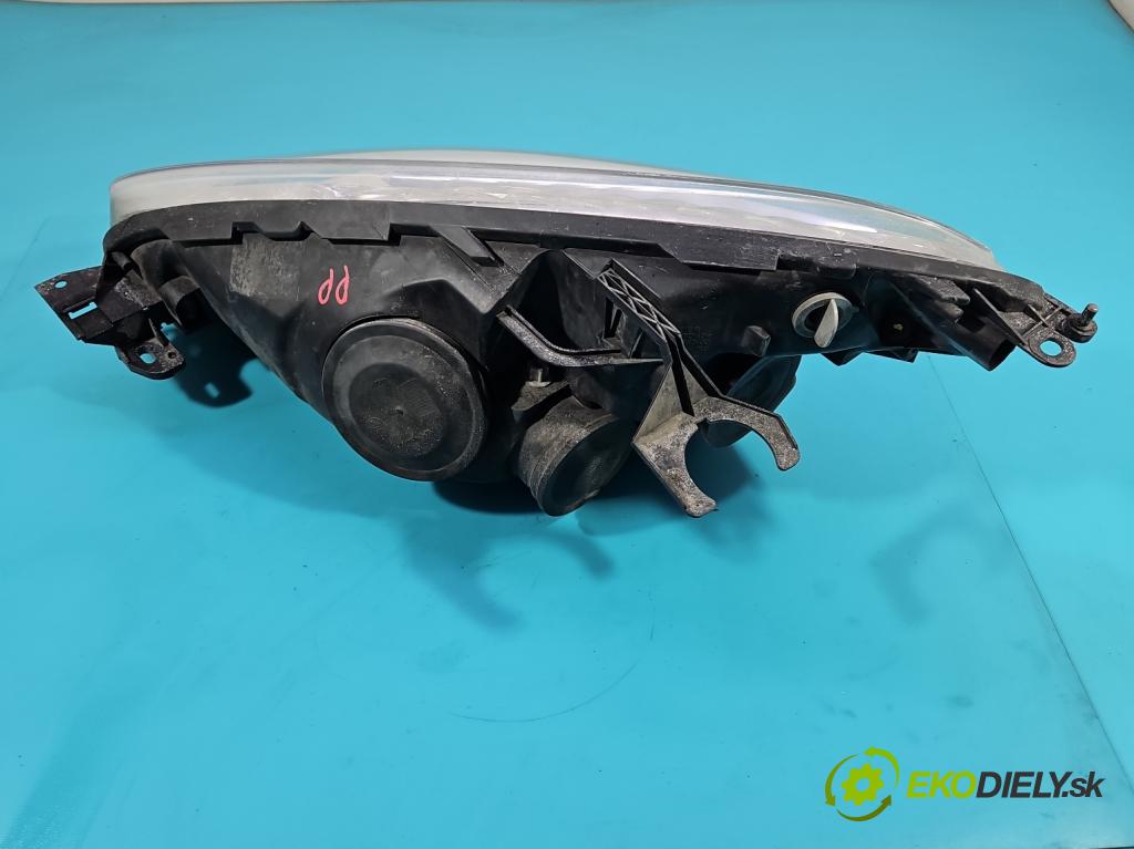 Citroen C4 Grand picasso I 2006-2013 1.6 HDi 109 HP automatic 80 kW 1560 cm3 5- Reflektor: pravý  (Pravé)