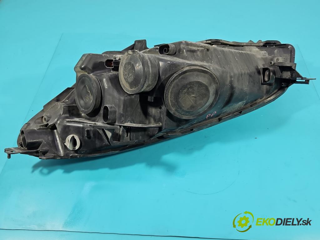 Citroen C4 Grand picasso I 2006-2013 1.6 HDi 109 HP automatic 80 kW 1560 cm3 5- Reflektor: pravý  (Pravé)