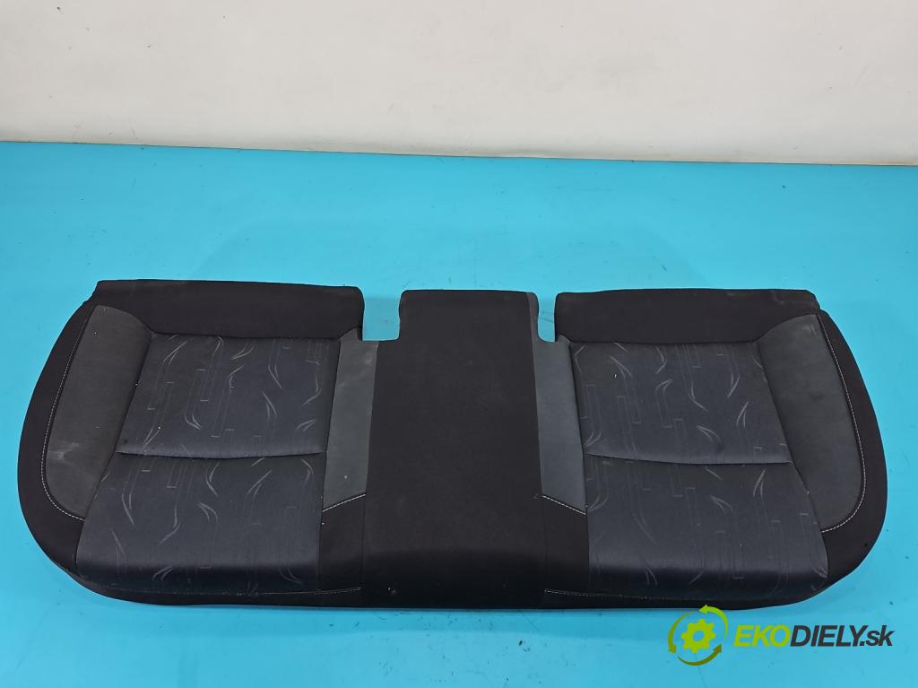 Citroen C4 II 2010-2017 1.6 HDi 111KM manual 82 kW 1560 cm3 5- Pohovka: zadné  (Sedačka, sedadlo)