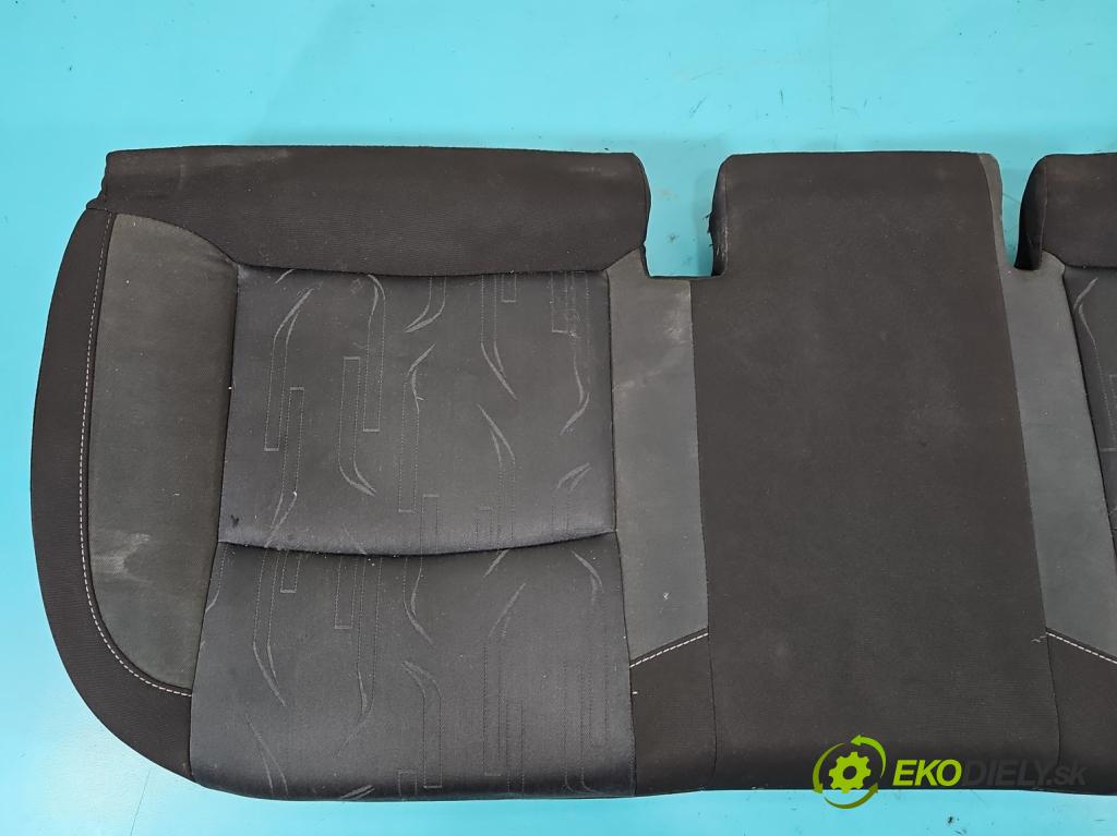 Citroen C4 II 2010-2017 1.6 HDi 111KM manual 82 kW 1560 cm3 5- Pohovka: zadné  (Sedačka, sedadlo)