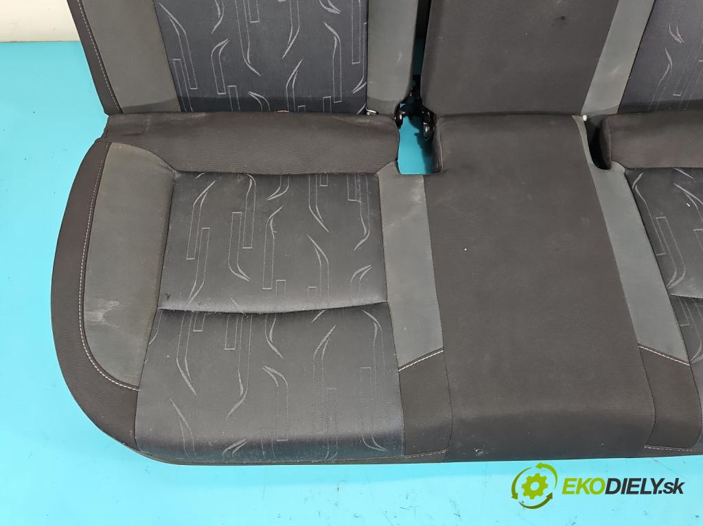 Citroen C4 II 2010-2017 1.6 HDi 111KM manual 82 kW 1560 cm3 5- Pohovka: zadné  (Sedačka, sedadlo)