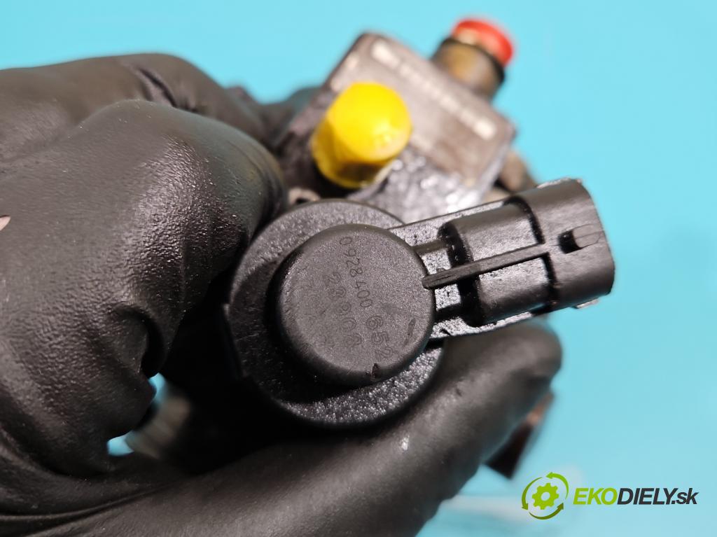 Kia Ceed I 2006-2012 1.6 crdi 90 HP manual 66 kW 1582 cm3 5- čerpadlo vstrekovacia 0445010124 (Vstrekovacie čerpadlo)