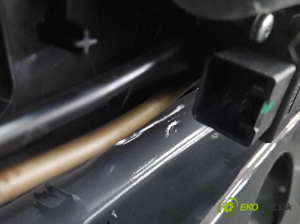 Renault Koleos I 2008-2016 2.0 dci 150 hp manual 110 kW 1995 cm3 5- Strecha: