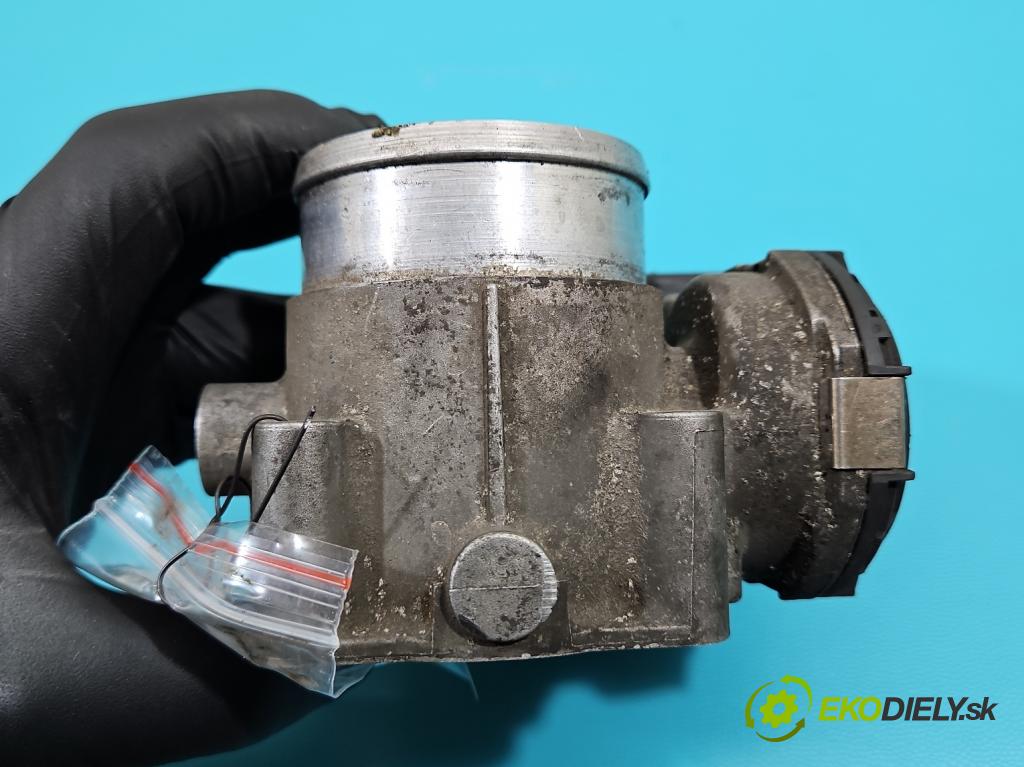 Audi A4 B5 1994-2001 1.8 T 150 HP manual 110 kW 1781 cm3 4- klapka 06B133062B (Škrtiace klapky)