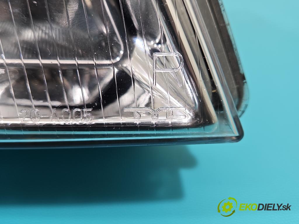 Audi A4 B5 1994-2001 1.8 T 150 HP manual 110 kW 1781 cm3 4- Reflektor: pravý  (Pravé)