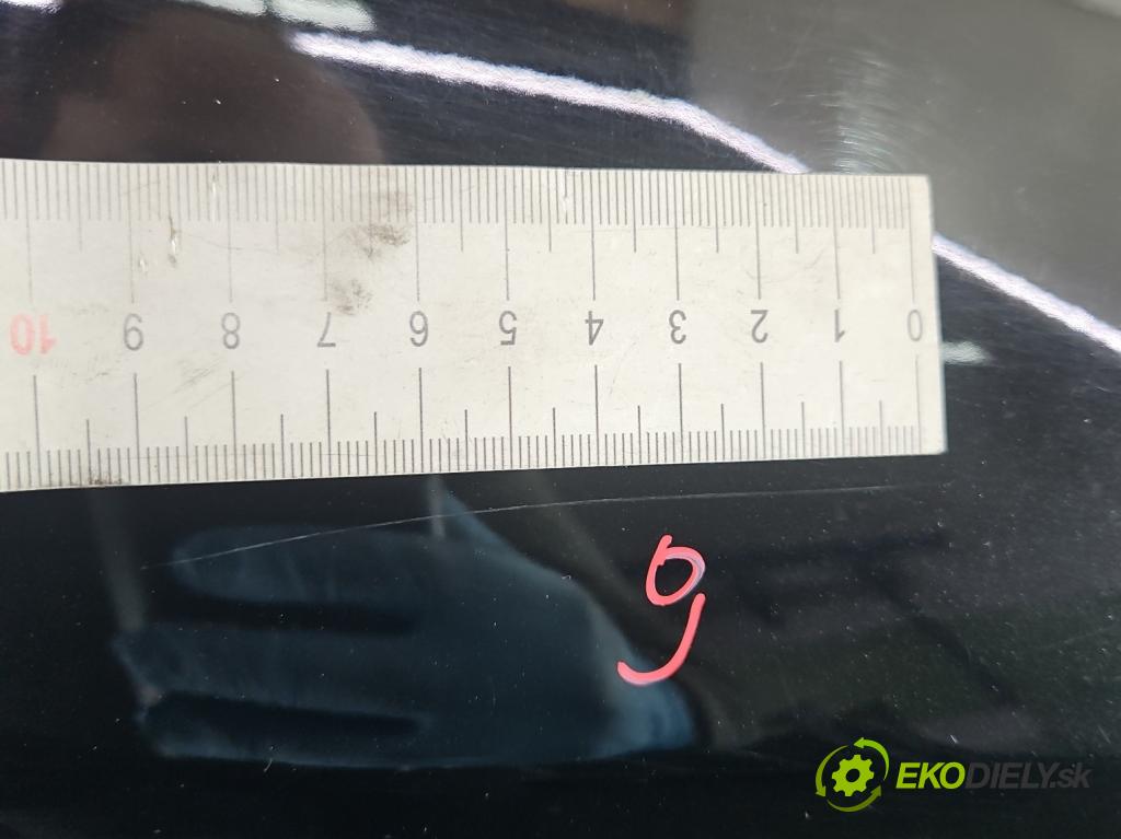 Nissan X-trail III T32 2013-2021 1.6 dci 131 HP manual 96 kW 1598 cm3 5- blatník predné pravý  (Kľučka dverí ostatné)