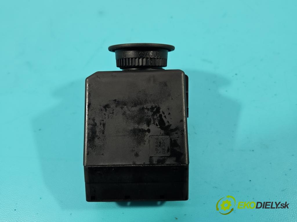 Vw Crafter 2006-2016 2.5 tdi 163 HP manual 120 kW 2461 cm3 5- Spínačka A9065455808 (Spínacie skrinky a kľúče)