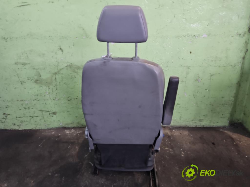 Vw Crafter 2006-2016 2.5 tdi 163 HP manual 120 kW 2461 cm3 5- Sedačka ľavý  (Sedačka, sedadlo)