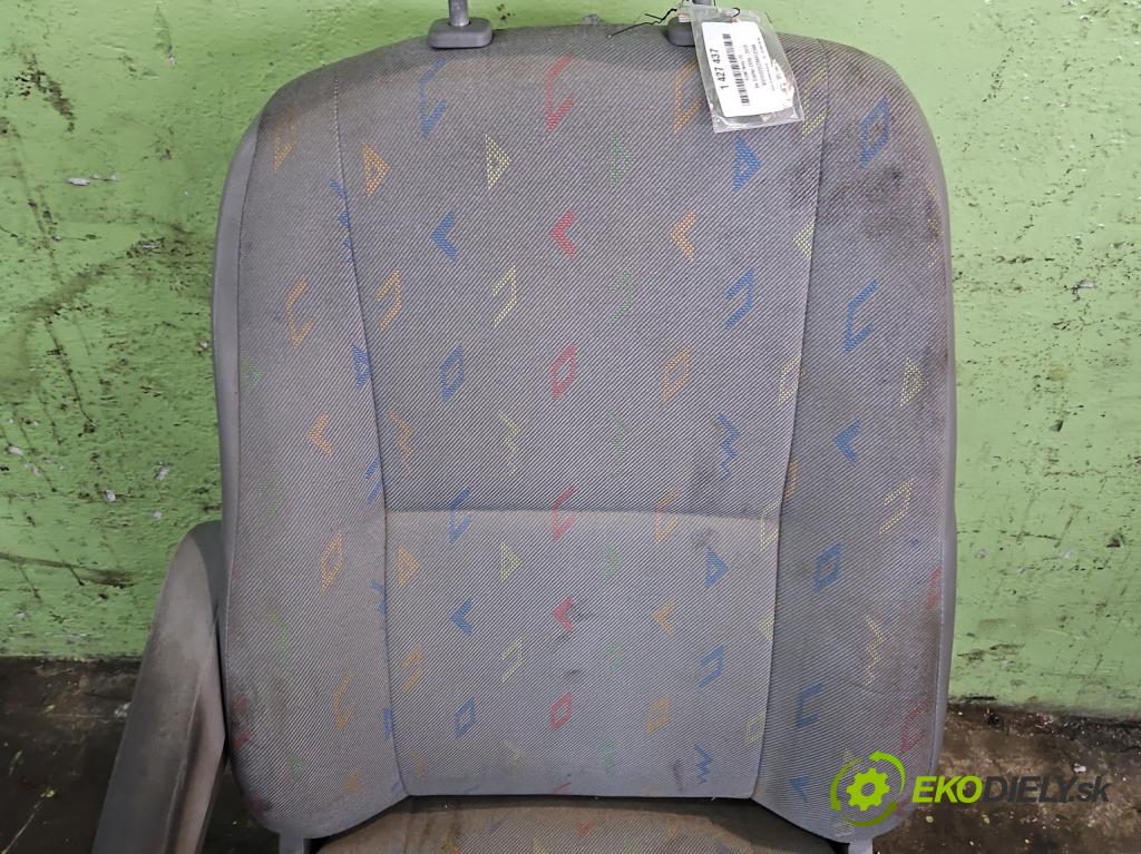 Vw Crafter 2006-2016 2.5 tdi 163 HP manual 120 kW 2461 cm3 5- Sedačka ľavý  (Sedačka, sedadlo)