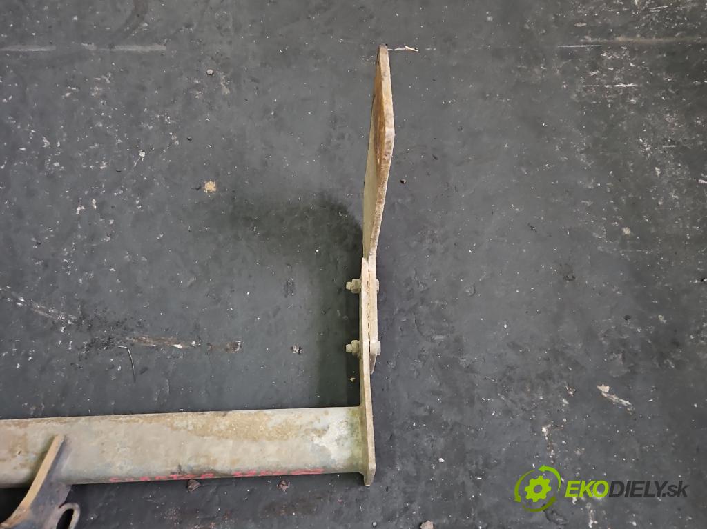 Vw Crafter 2006-2016 2.5 tdi 163 hp manual 120 kW 2461 cm3 5- oko tažné  (Tažná zařízení)