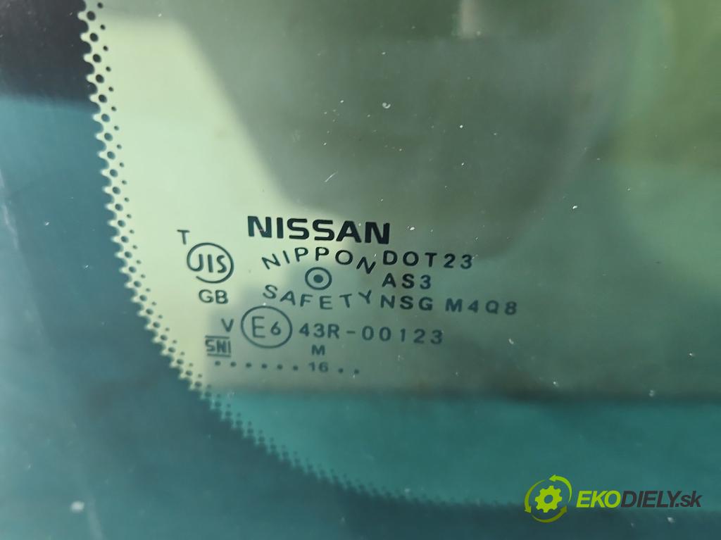 Nissan X-trail III T32 2013-2021 1.6 dci 131 HP manual 96 kW 1598 cm3 5- Střešní okno:  (Sklo karosérie)