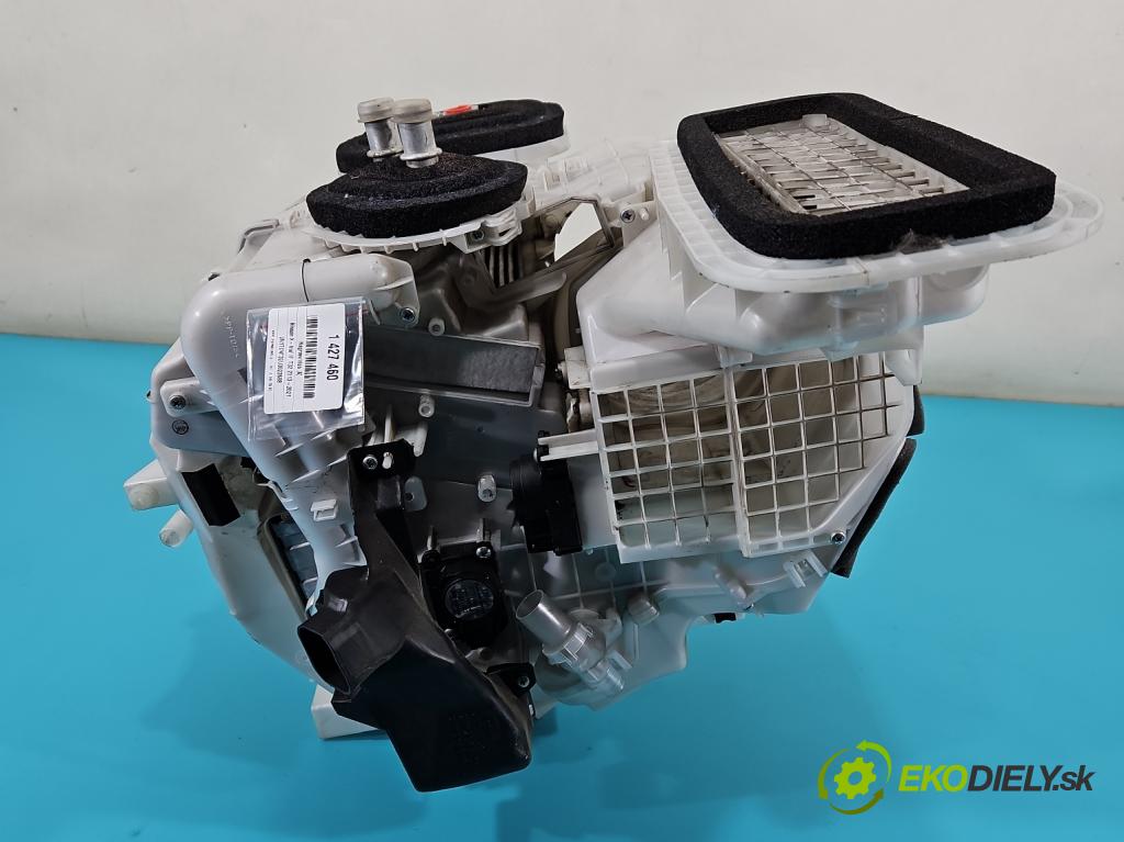 Nissan X-trail III T32 2013-2021 1.6 dci 131 HP manual 96 kW 1598 cm3 5- radiator 272104BA6A (Radiátor kúrenia)