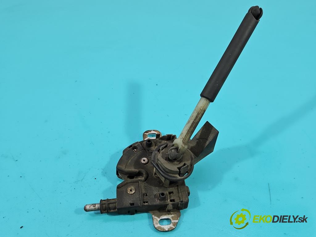 Ford Focus Mk2 2004-2011 1.6 16V 101 hp manual 74 kW 1596 cm3 5- zámek kapoty