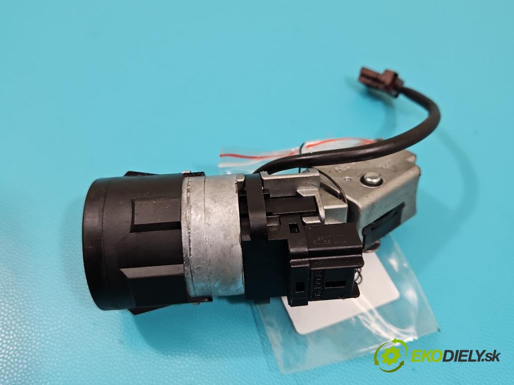 Citroen C5 II 2008-2017 2.0 HDi 136 HP automatic 100 kW 1997 cm3 5- Spínačka  (Spínacie skrinky a kľúče)