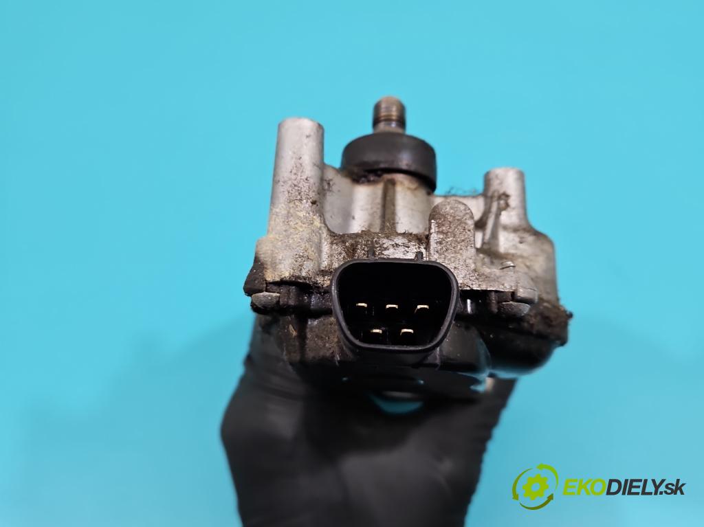 Honda Civic VIII 2006-2011 1,4.0 16v (i-DSI 83 hp manual 61 kW 1339 cm3 5- motor stěračů přední