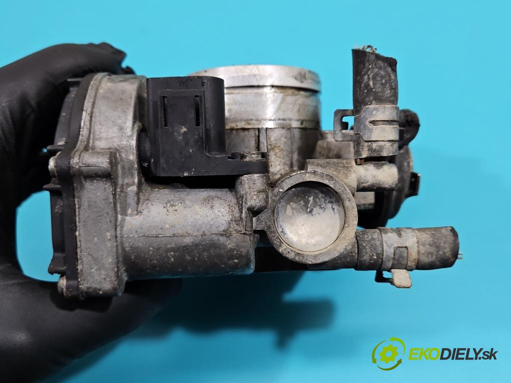 Vw Bora 1.6 SR 101 HP manual 74 kW 1595 cm3 4- klapka 06A133064J (Škrtiace klapky)