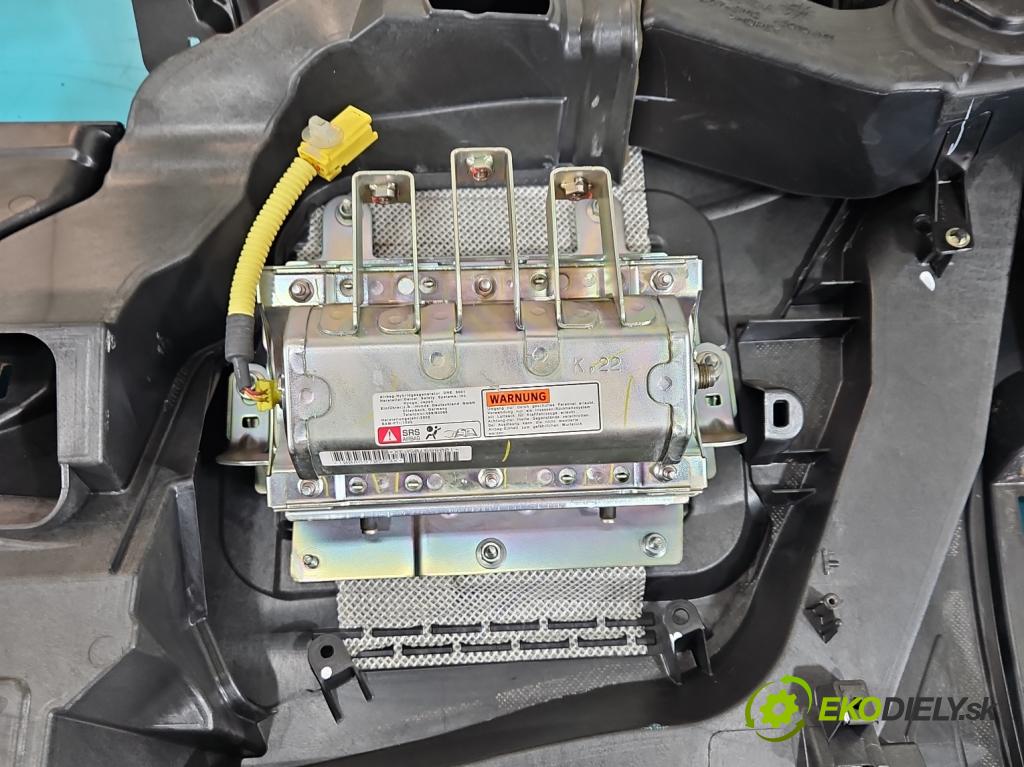 Honda Civic VIII 2006-2011 1,4.0 16v i-DSI: 83 HP manual 61 kW 1339 cm3 5- kokpit,pristrojová doska rozdeľovacia