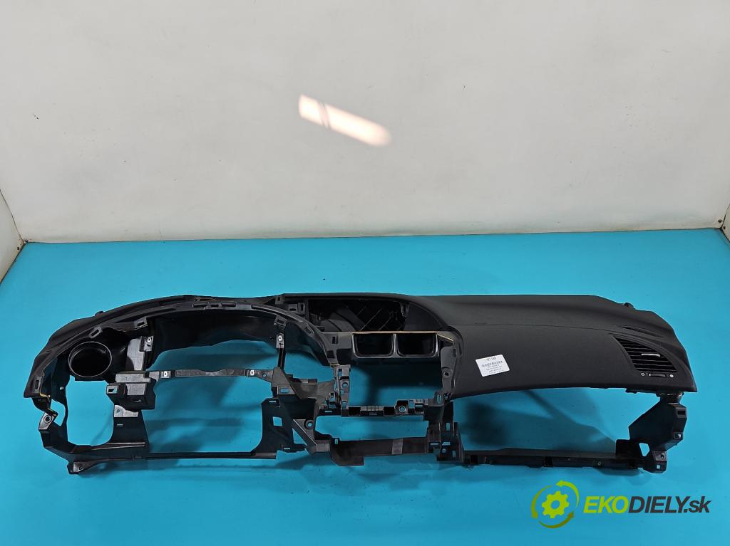 Honda Civic VIII 2006-2011 1,4.0 16v i-DSI: 83 HP manual 61 kW 1339 cm3 5- kokpit,pristrojová doska rozdeľovacia