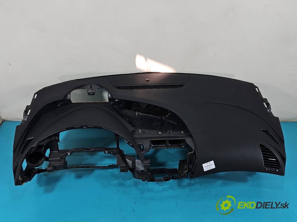 Honda Civic VIII 2006-2011 1,4.0 16v i-DSI: 83 HP manual 61 kW 1339 cm3 5- kokpit,pristrojová doska rozdeľovacia 
