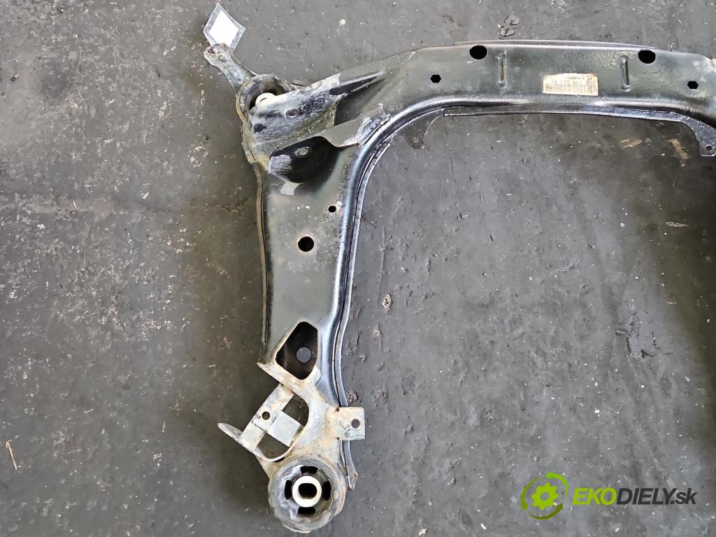 Audi A4 B7 2004-2008 2.0 TDi 170 HP manual 125 kW 1968 cm3 5- výstuha motora 8E0399313BD
